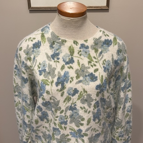 Joie - Floral Pull Over Sweater - Green/Blue/White - Size M - Good Condition!! - Picture 2 of 8